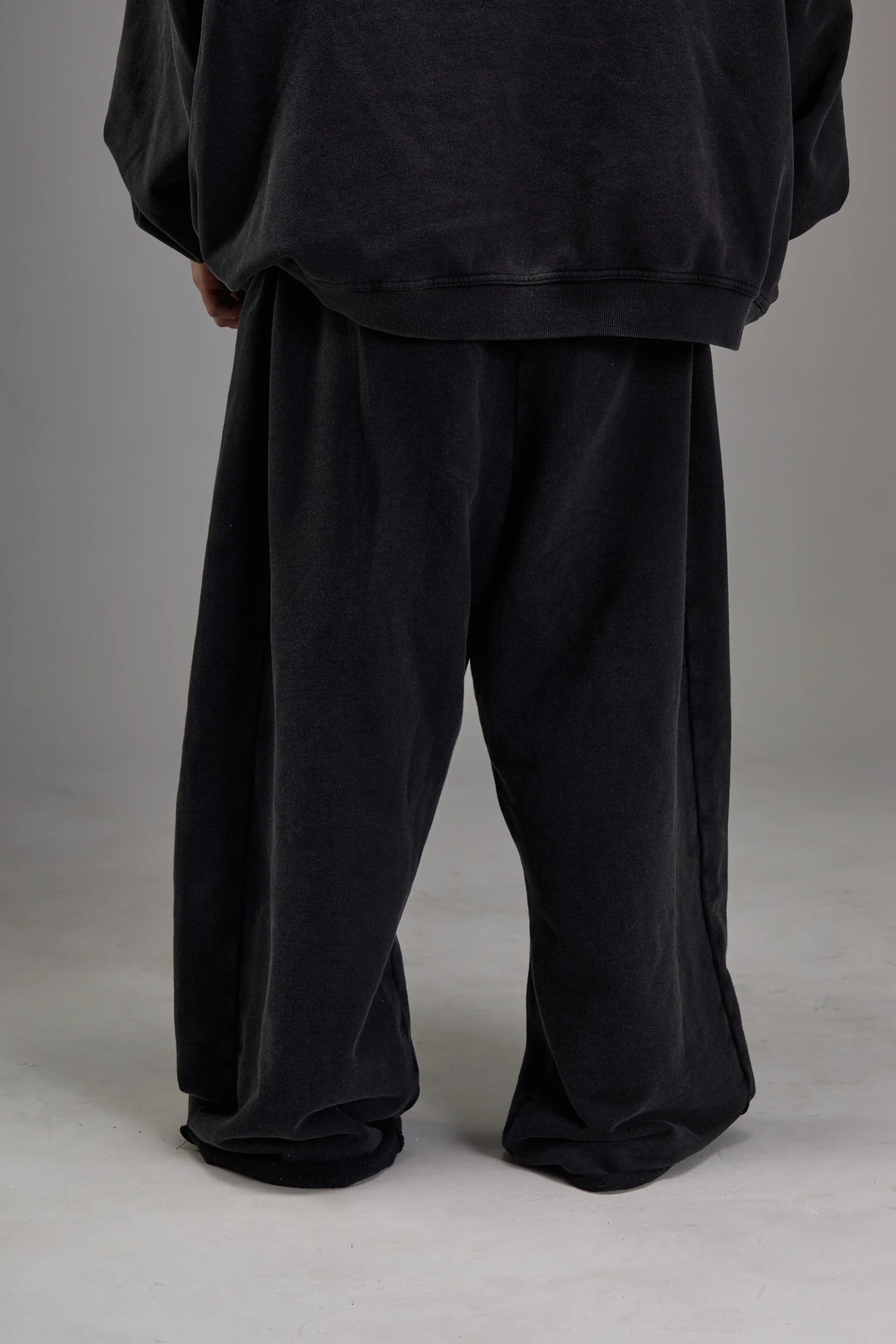 Faded Black Heavyweight Sweatpants - Image 3
