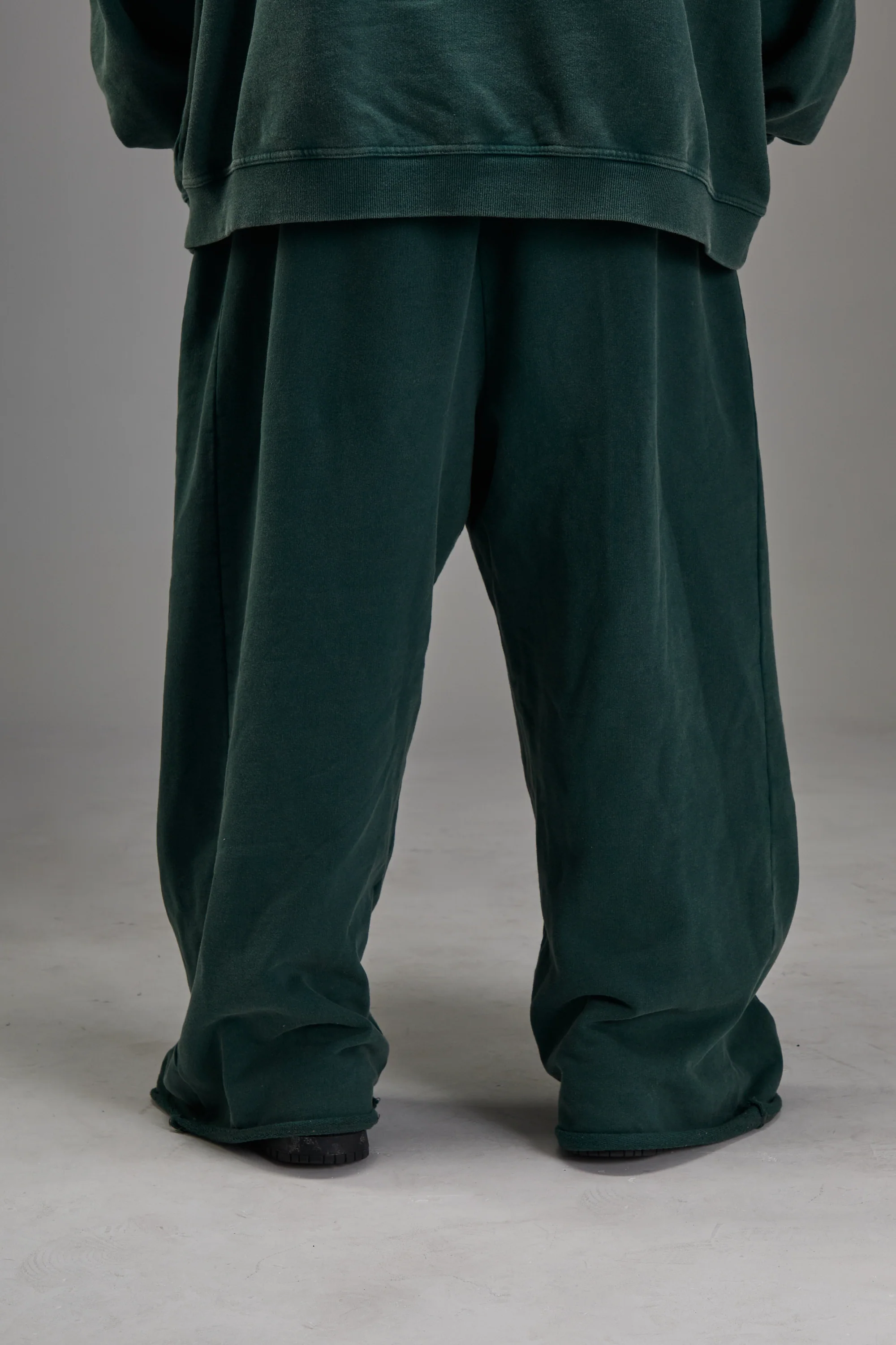Forest Green Heavyweight Sweatpants (1 Month PRE-ORDER) - Image 6